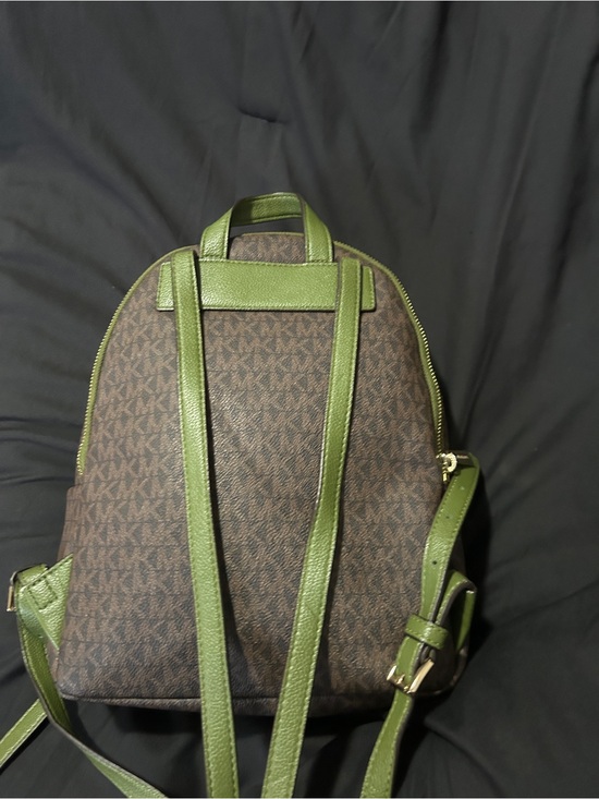 backpacks comparable to north face on amazon The Recon Everyday Laptop Backpack, Blk/Blk-NPF, One Size | Daypack, Water Repellent, Laptop Sleeve, 2 Water Bottle Pockets FRIENDS TV SHOW CENTRAL Harry Potter Houses Style:Allpa 42L - Del Dia